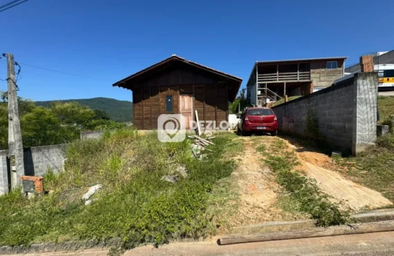 Casa à venda em Alto Biguaçu, Biguaçu - SC | 2 Quartos no Loteamento Ecoville - Destaque