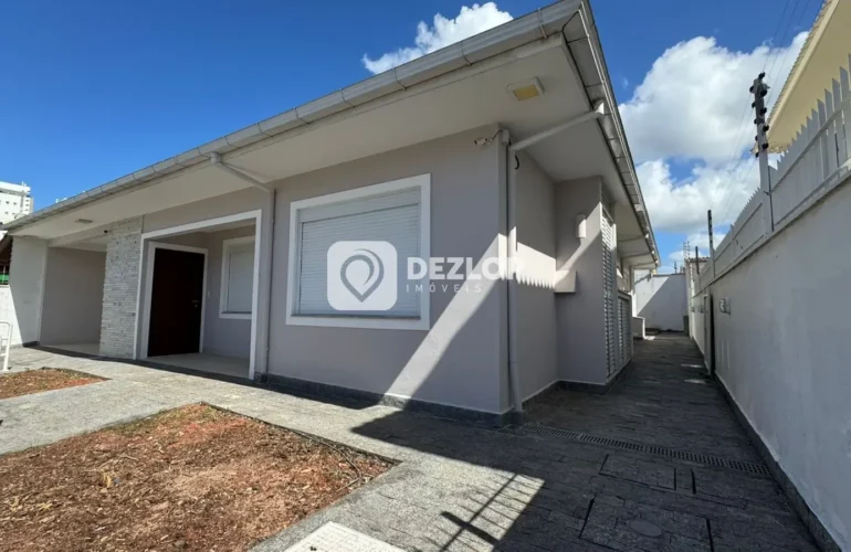 Casa à venda em Rio Caveiras, Biguaçu - SC | 3 Quartos sendo 1 Suíte - Destaque
