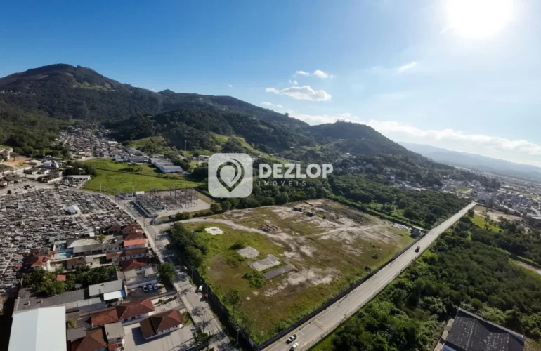 Terreno à venda em Rio Caveiras, Biguaçu - SC - Destaque