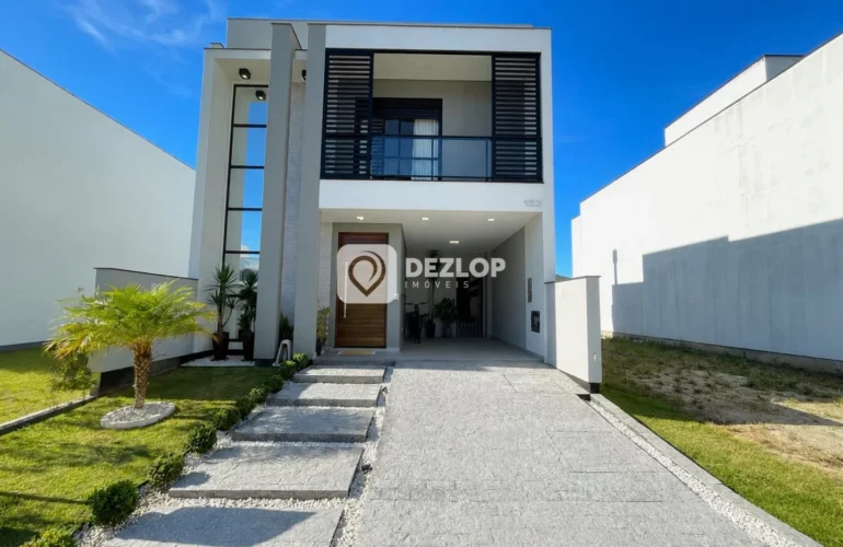Casa à venda em Deltaville, Biguaçu - SC | 3 Quartos, 1 Suíte no Condomínio Brisas Parque - Destaque