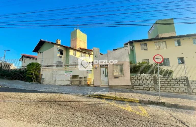 Apartamento à venda em Capoeiras, Florianópolis - SC | 2 Quartos no Residencial Anita Garibaldi - Destaque