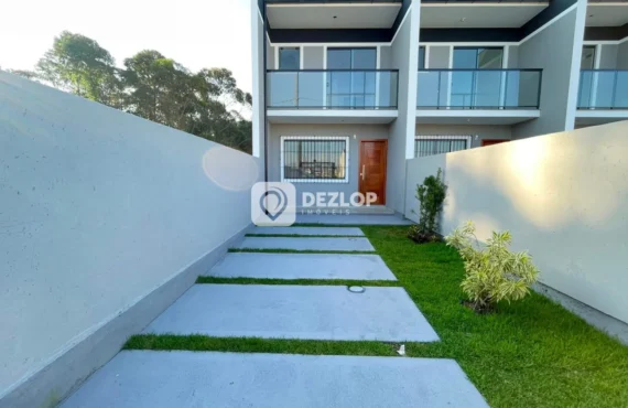 Sobrado à venda em Sertão do Maruim, São José - SC | 2 Quartos sendo 2 Suítes - Destaque
